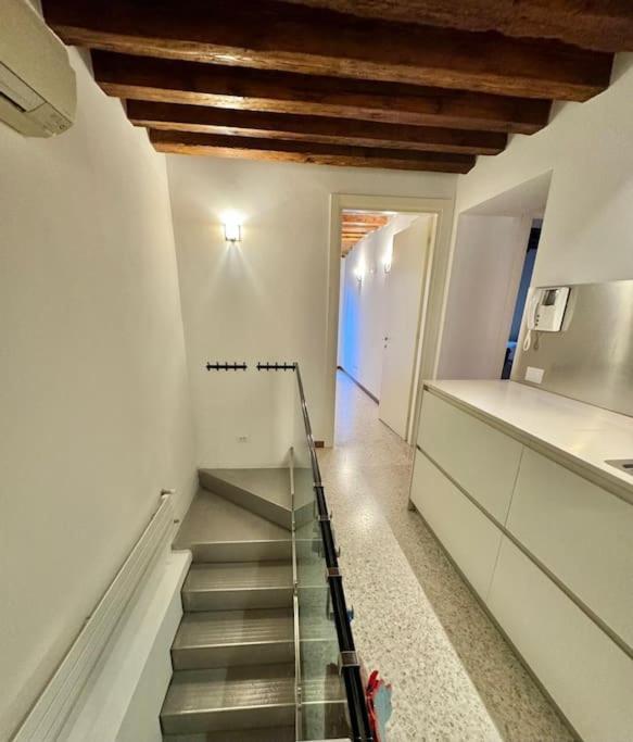Appartement Dimora Spezier 4791 à Venise Extérieur photo
