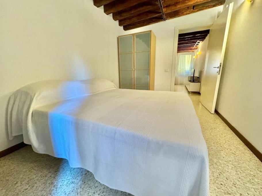 Appartement Dimora Spezier 4791 à Venise Extérieur photo